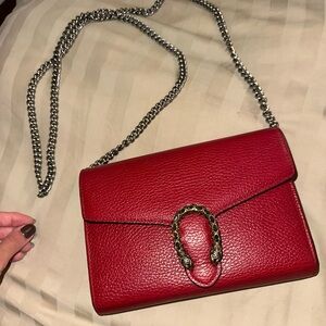 Mini Dionysus Wallet on Chain